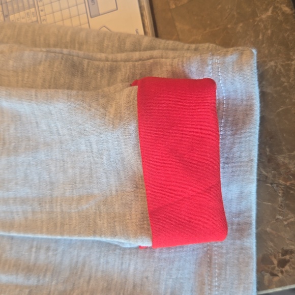 NWOT Magnolia Baby Unisex Size 8 And Size 10 Pajamas Red and Gray - Picture 11 of 12